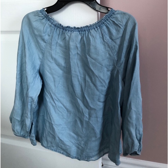 Justice Children’s Baby Blue Blouse with Rainbow Sequins - Size 14 - Picture 8 of 11